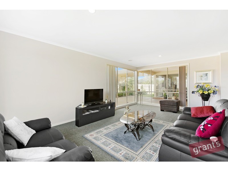 29 Thornbill Circuit, Pakenham VIC 3810