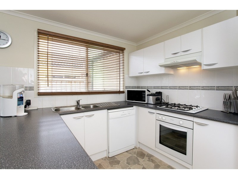 29 Irving Road, Pakenham VIC 3810