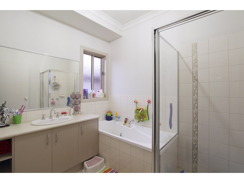 32 Mackellar Street, Pakenham VIC 3810