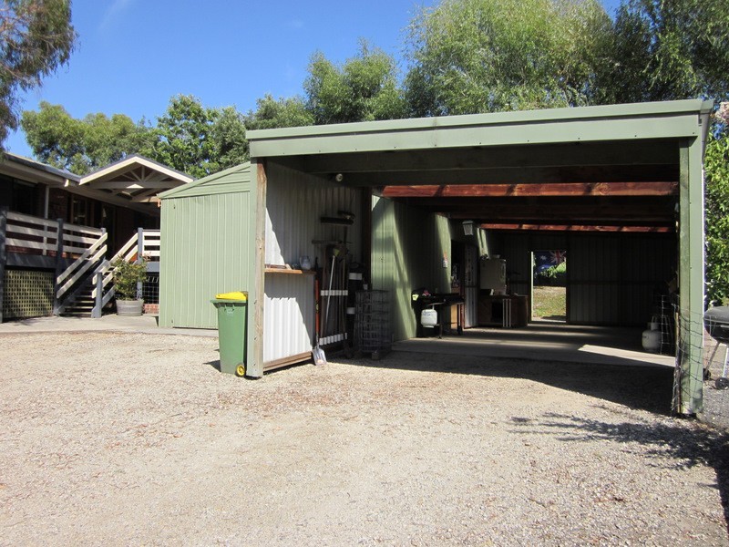 10 Crosby Road, Pakenham Upper VIC 3810