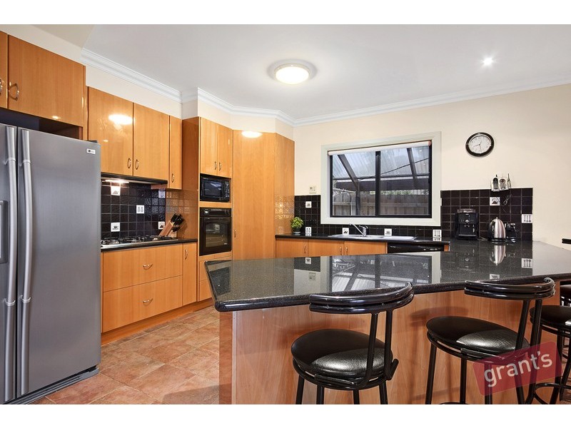 22 Hillrise Court, Pakenham VIC 3810