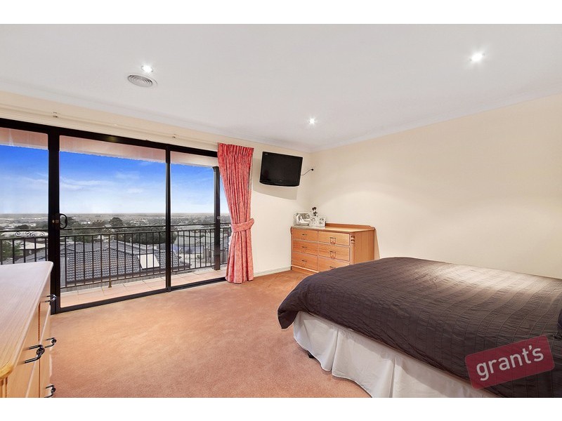 22 Hillrise Court, Pakenham VIC 3810