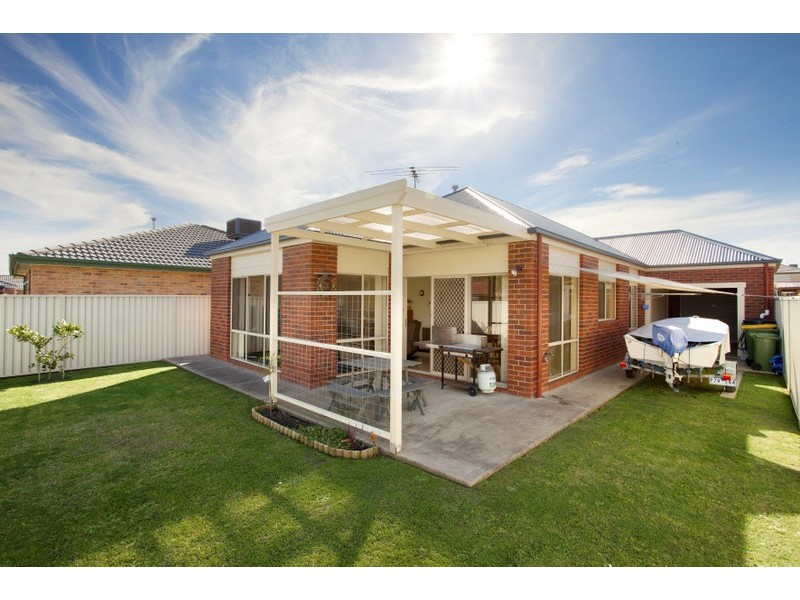 59 Hartland Circuit, Pakenham VIC 3810