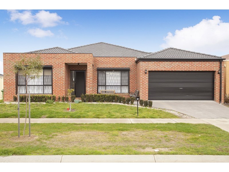 23 Viola Avenue, Pakenham VIC 3810