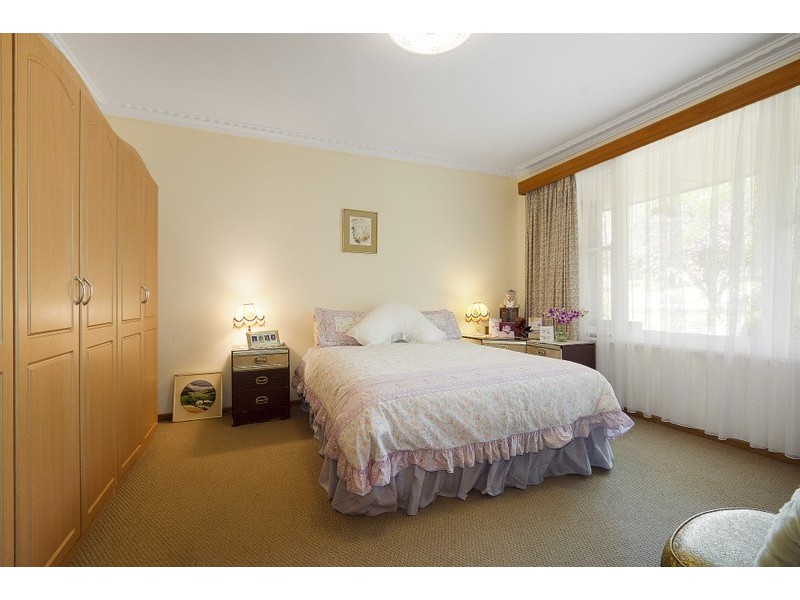 62 Ahern Rd, Pakenham VIC 3810