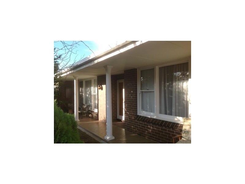 62 Ahern Rd, Pakenham VIC 3810