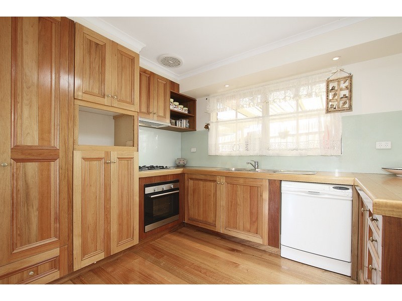 43 Chirnside Road, Berwick VIC 3806