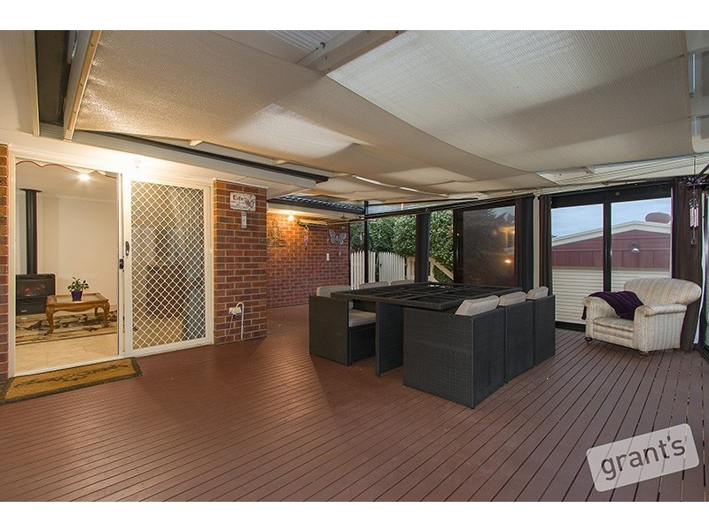 16 Hillrise Court, Pakenham VIC 3810