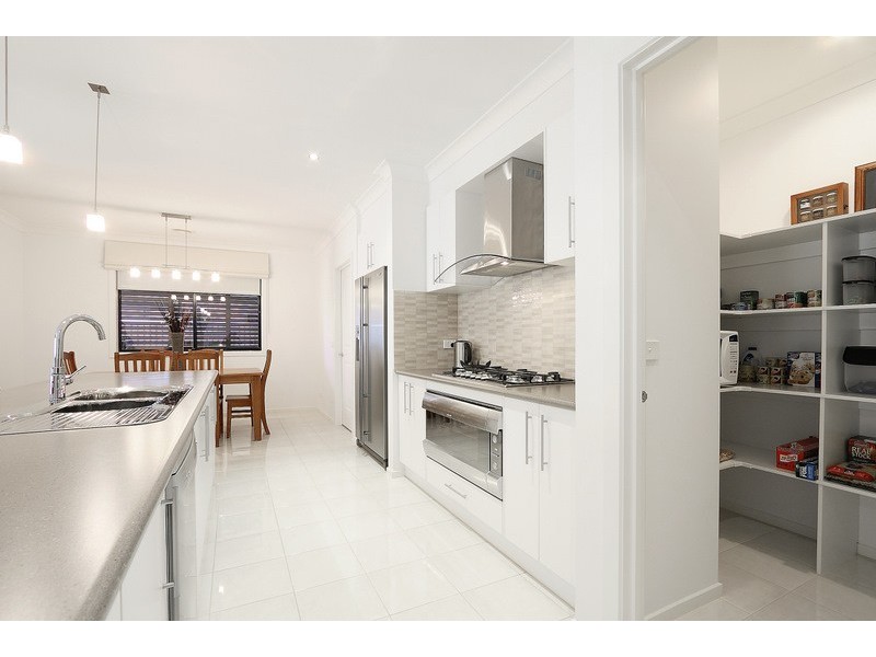 14 Sarton Link, Pakenham VIC 3810