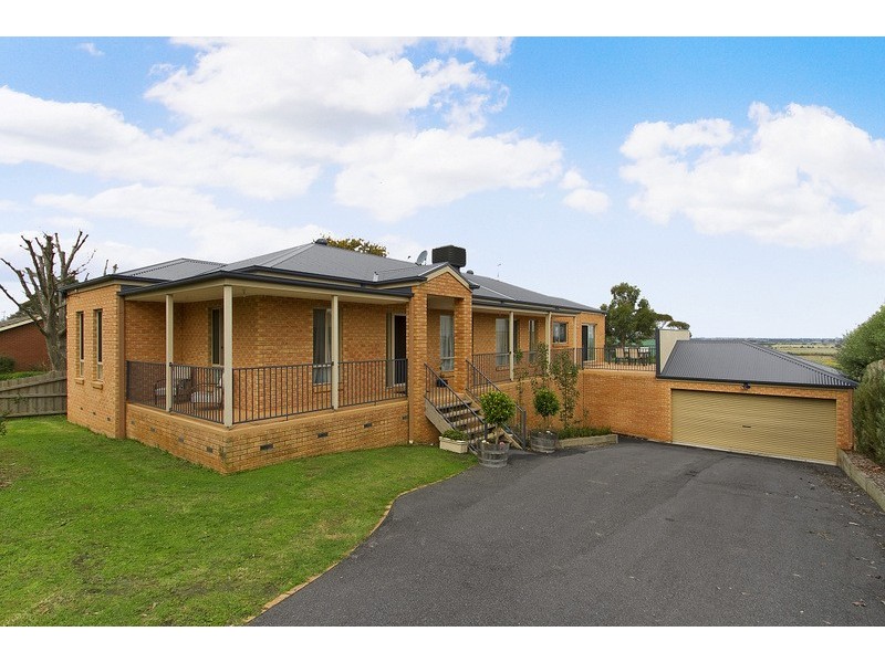 17 Archer Road, Garfield VIC 3814