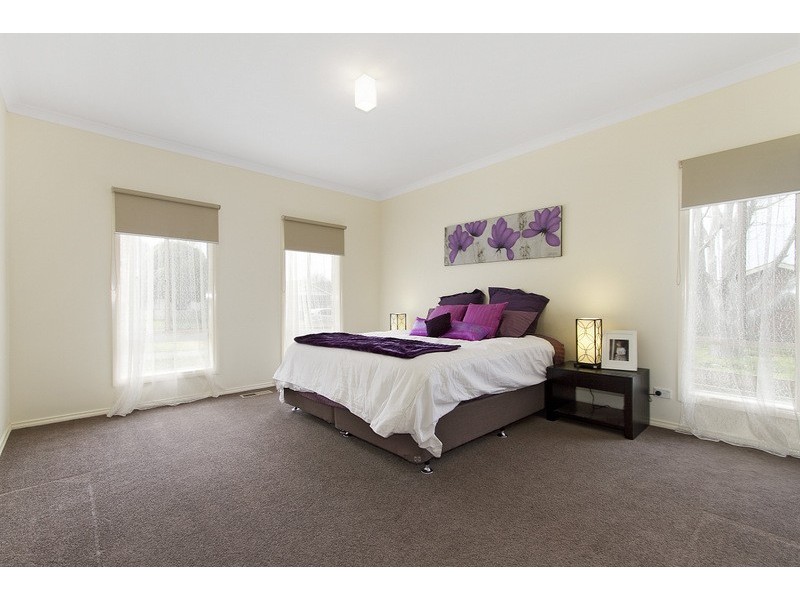 17 Archer Road, Garfield VIC 3814