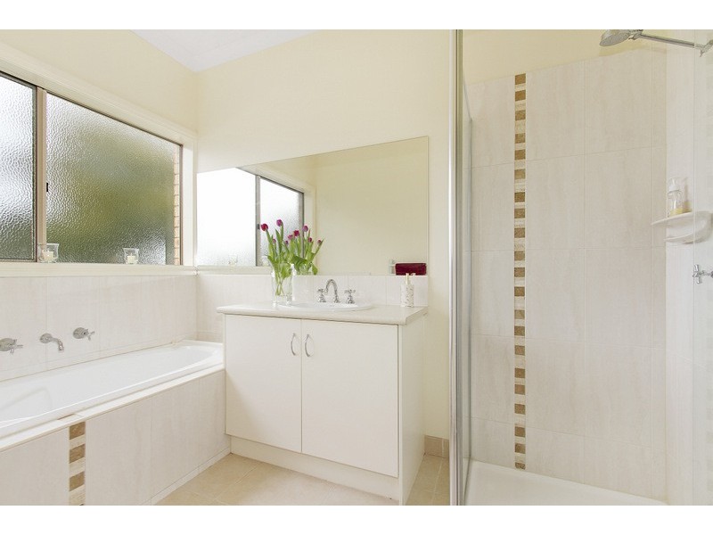 17 Archer Road, Garfield VIC 3814