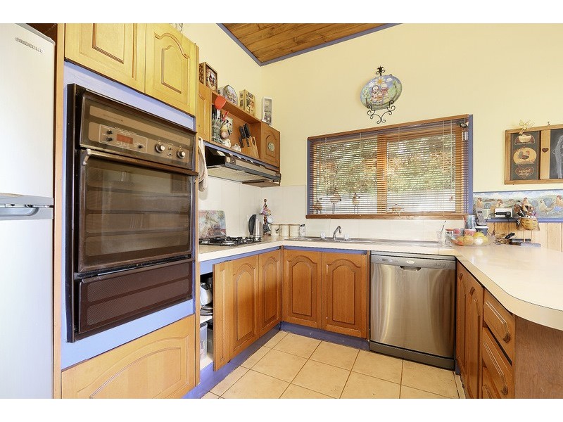 6 Campbell Street, Garfield VIC 3814