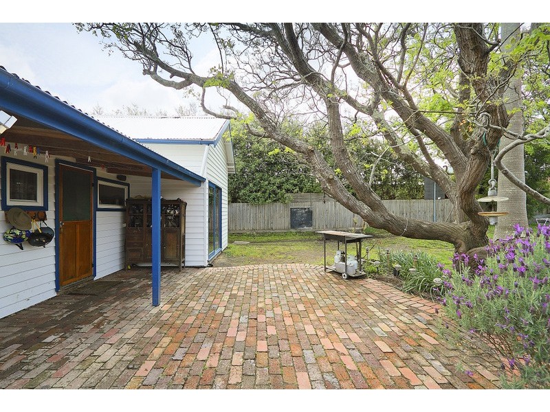 6 Campbell Street, Garfield VIC 3814