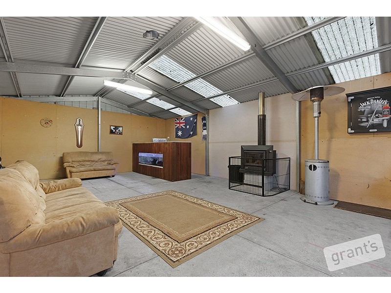 8 Benor Court, Pakenham VIC 3810