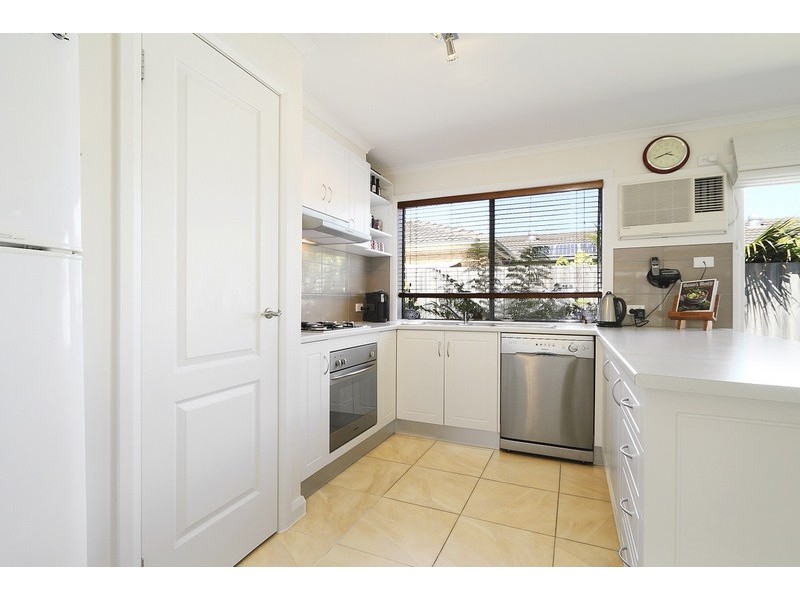 88 Ebony Drive, Pakenham VIC 3810