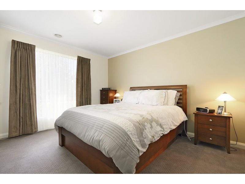 88 Ebony Drive, Pakenham VIC 3810