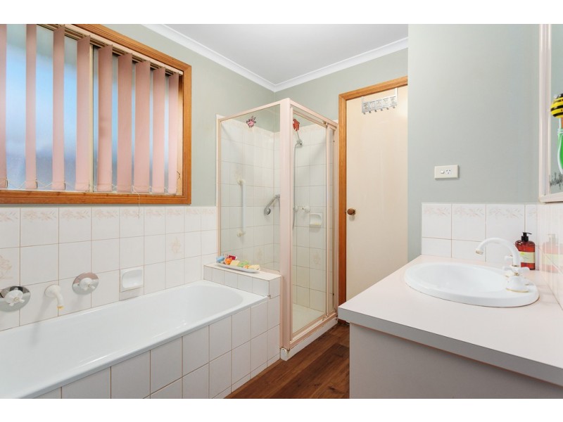 17 Pommel Street, Pakenham VIC 3810