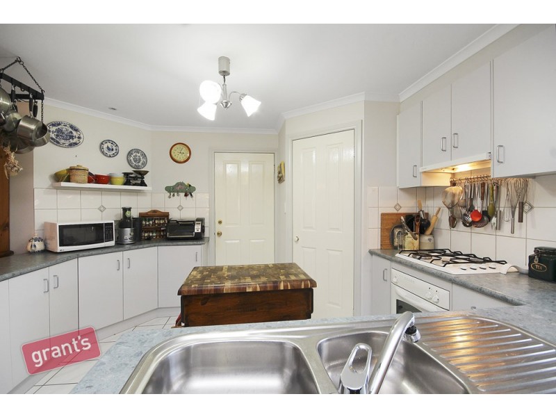 15 Wynen Court, Pakenham VIC 3810