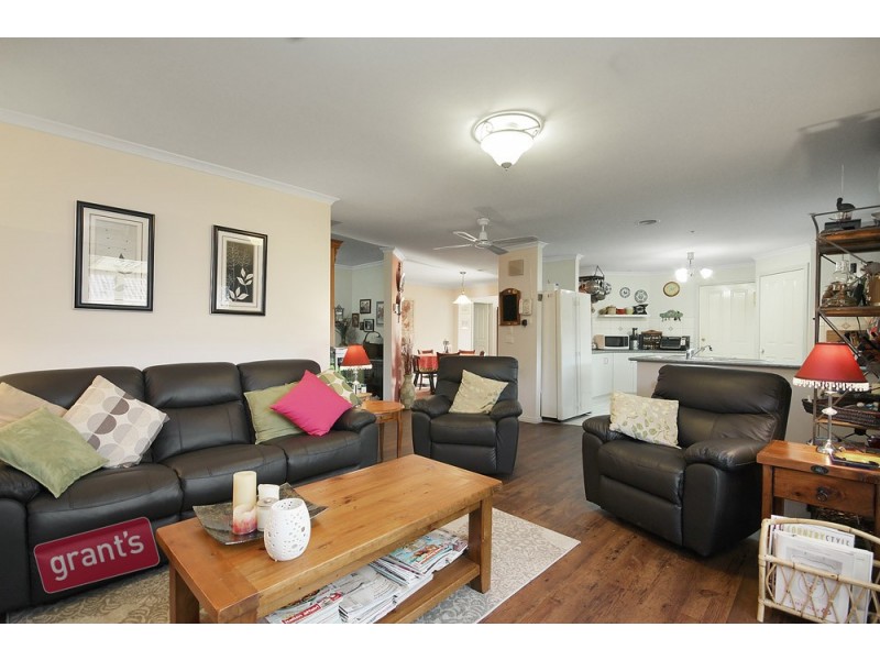 15 Wynen Court, Pakenham VIC 3810