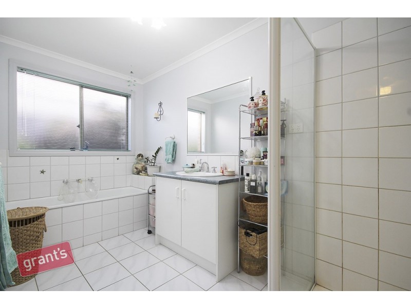 15 Wynen Court, Pakenham VIC 3810