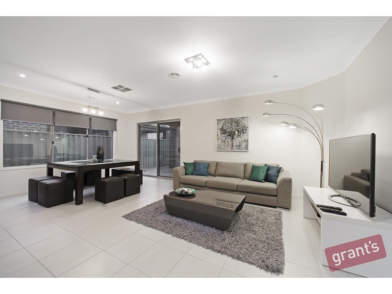 57 Edmund Street, Pakenham VIC 3810