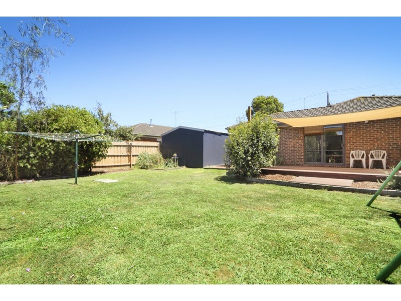 38 Dunbarton Drive, Pakenham VIC 3810
