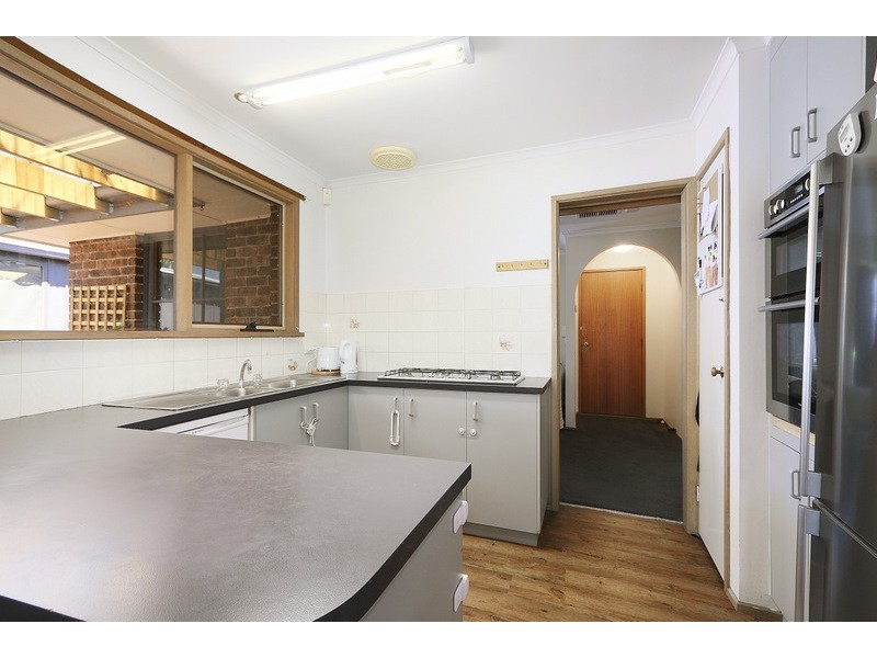 38 Dunbarton Drive, Pakenham VIC 3810