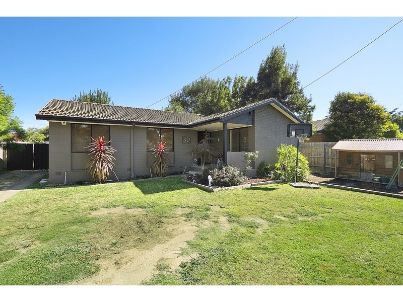84 Pound Road, Hampton Park VIC 3976