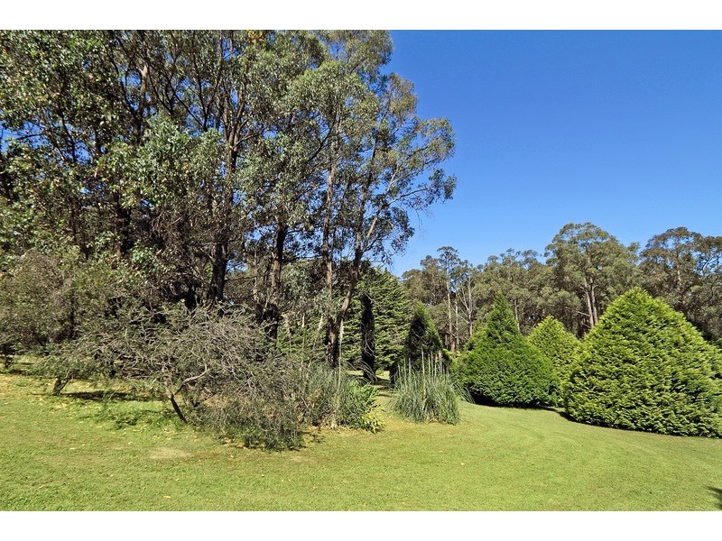 405 Mt Eirene Road, Gembrook VIC 3783