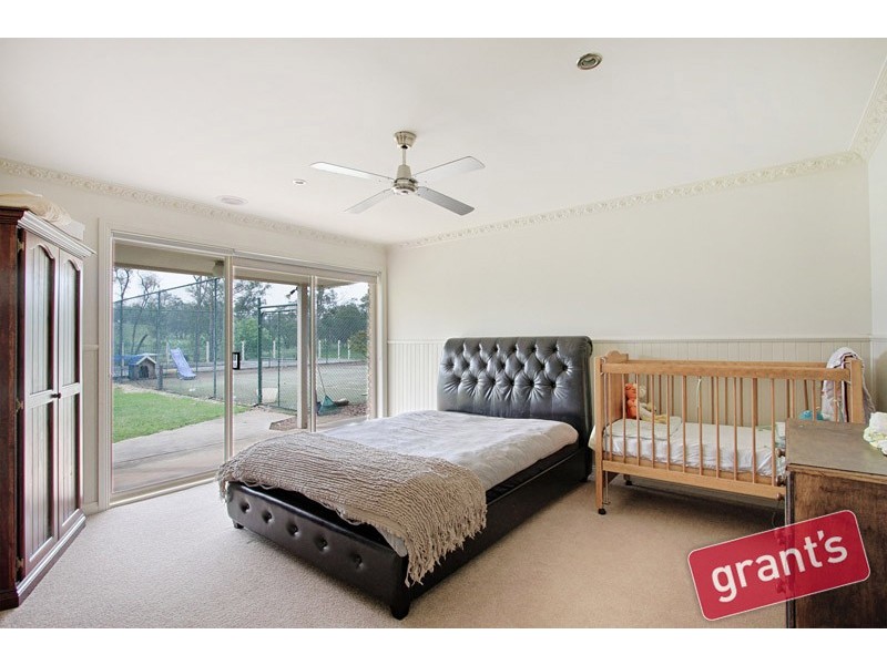 35 Bayard Drive, Pakenham Upper VIC 3810