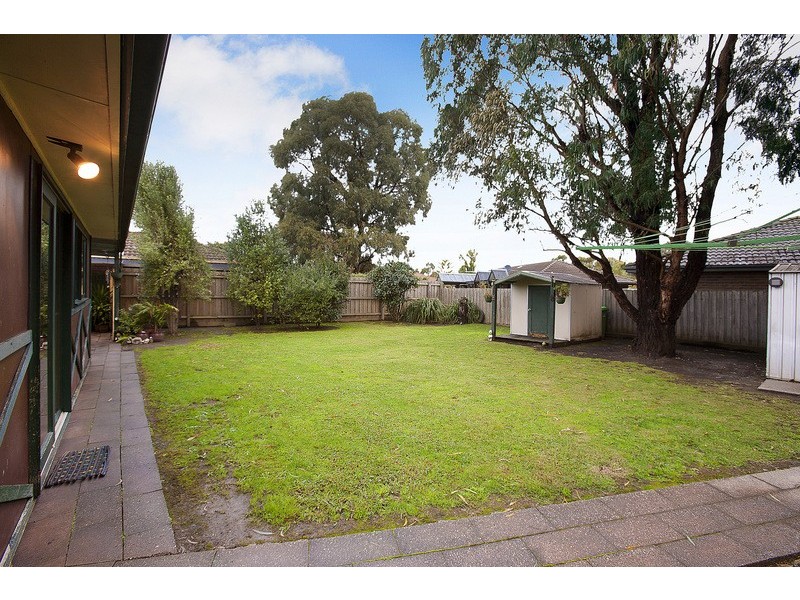 12 Templeton Crescent, Pakenham VIC 3810