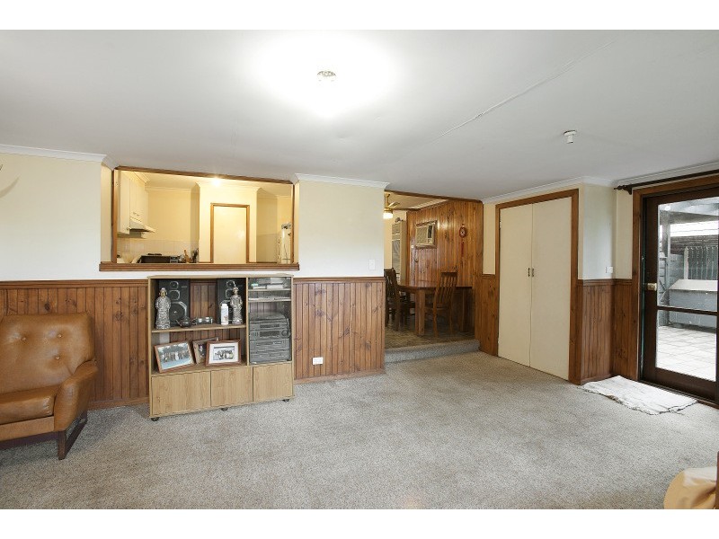 12 Templeton Crescent, Pakenham VIC 3810