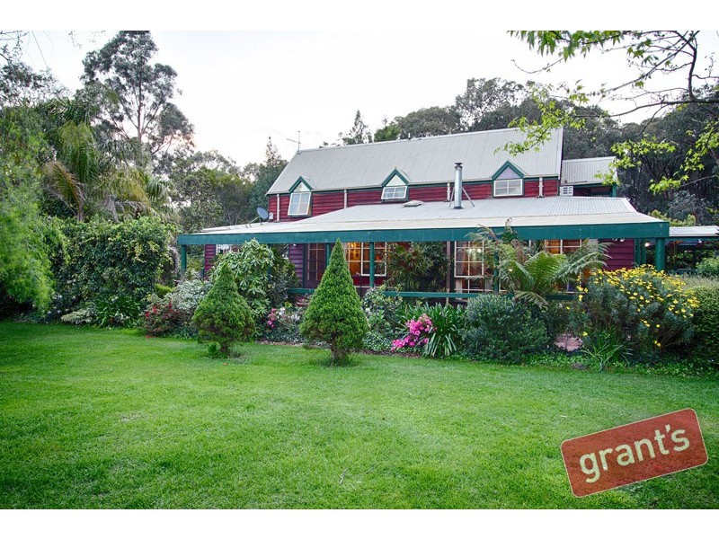 10 Murrawong Road, Maryknoll VIC 3812