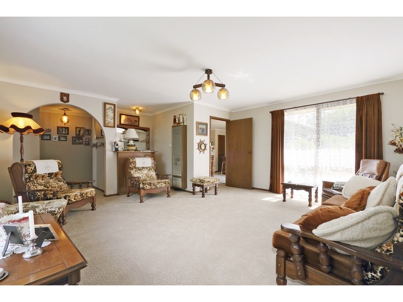 13 Kevis Court, Garfield VIC 3814
