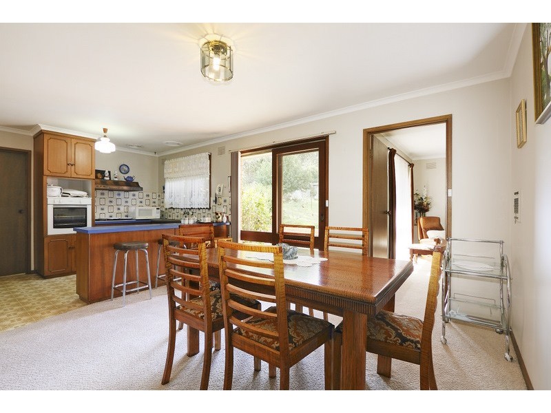 13 Kevis Court, Garfield VIC 3814