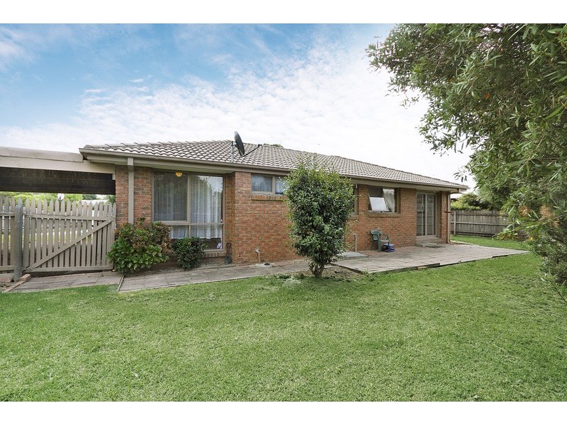 5 Amanda Court, Pakenham VIC 3810