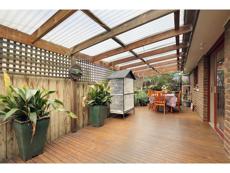 25 Montclaire Court, Pakenham VIC 3810