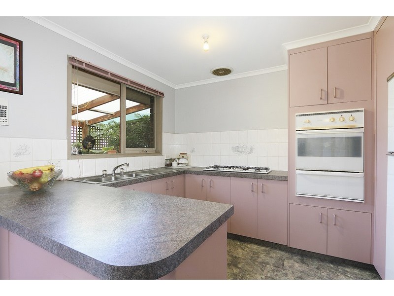 25 Montclaire Court, Pakenham VIC 3810