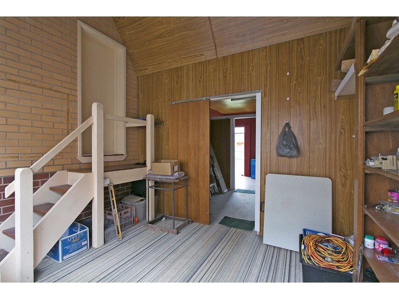 17 Jefferson Road, Garfield VIC 3814