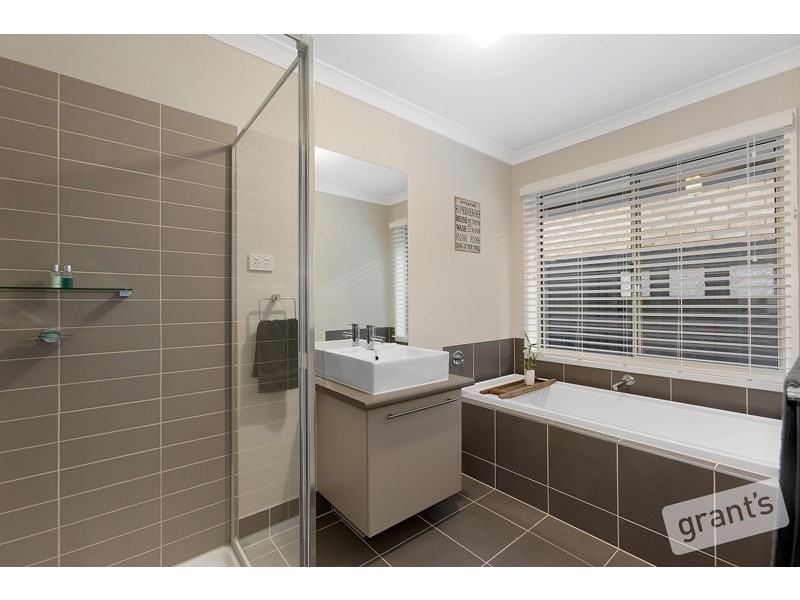 5 Drysdale Street, Pakenham VIC 3810