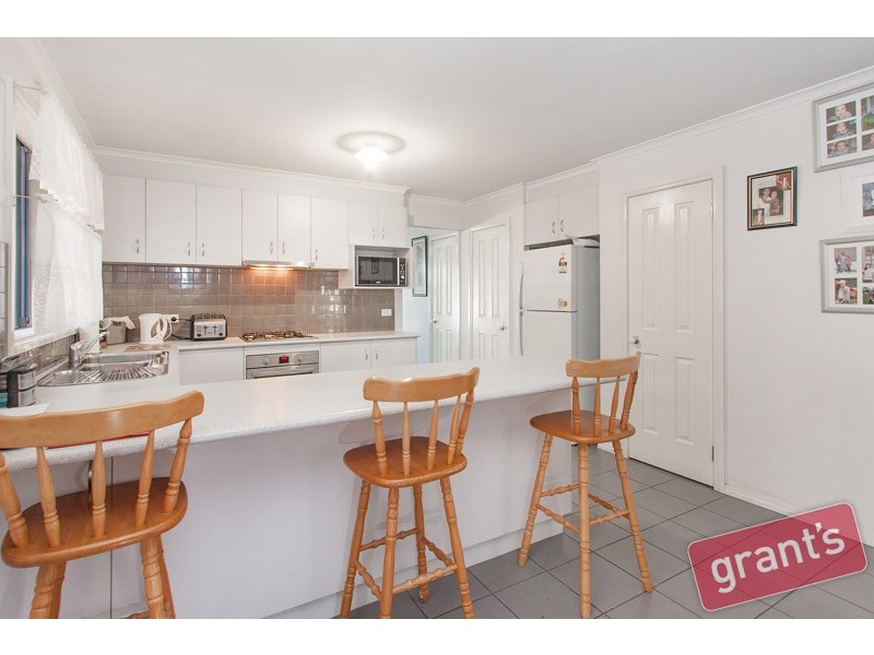 15 Drysdale Street, Pakenham VIC 3810