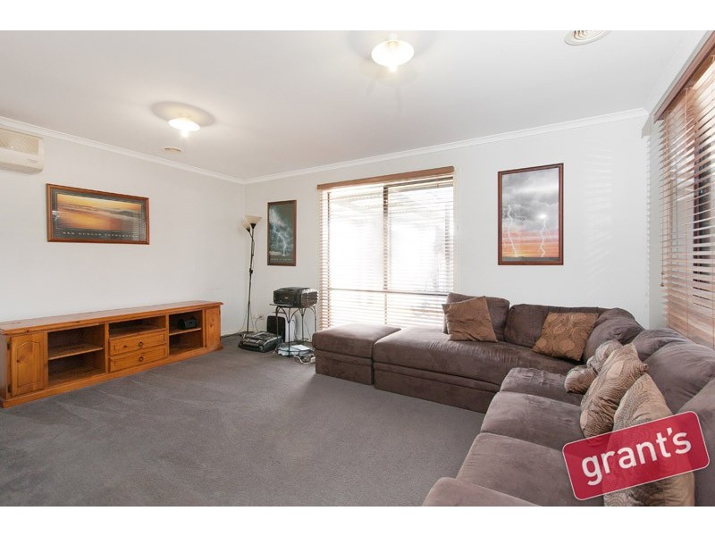 15 Drysdale Street, Pakenham VIC 3810