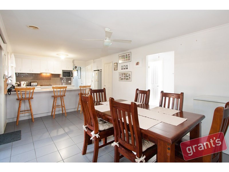 15 Drysdale Street, Pakenham VIC 3810