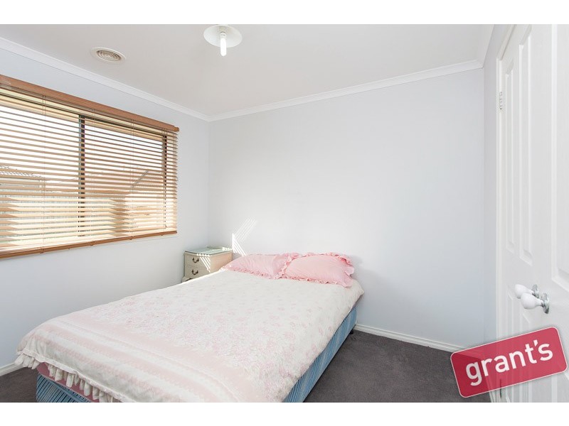 15 Drysdale Street, Pakenham VIC 3810