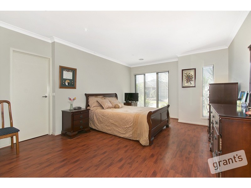 24 Red Gum Circuit, Pakenham VIC 3810