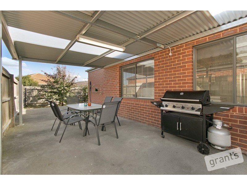 24 Red Gum Circuit, Pakenham VIC 3810