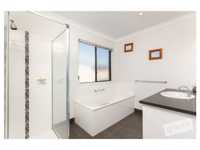 35 Victory Drive, Pakenham VIC 3810