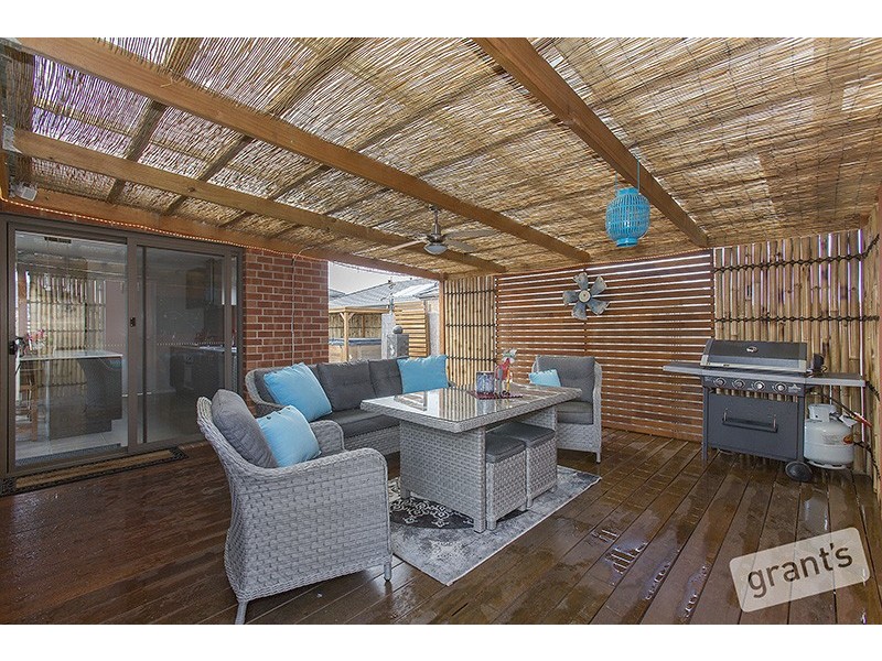 13 Victory Drive, Pakenham VIC 3810