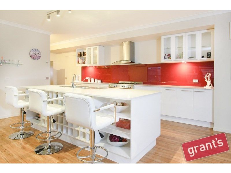 49 Red Gum Circuit, Pakenham VIC 3810